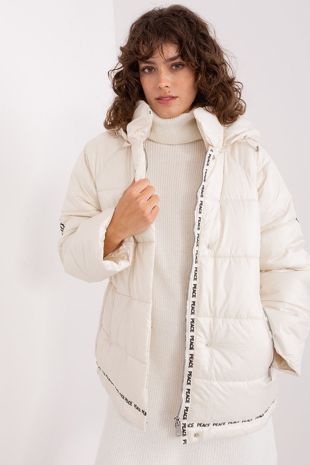Jacket model 190272 Trendy. ING