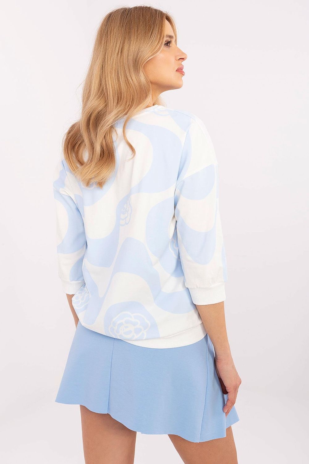 Blouse model 208234 Relevance