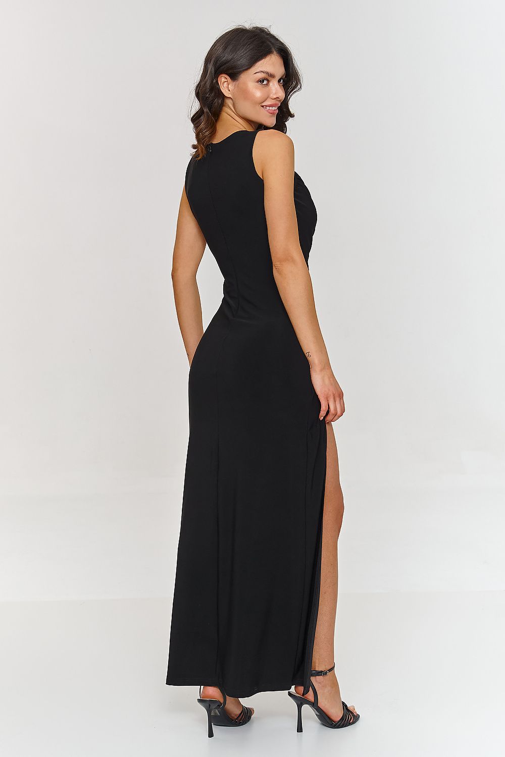 Cocktail dress model 210719 Makadamia