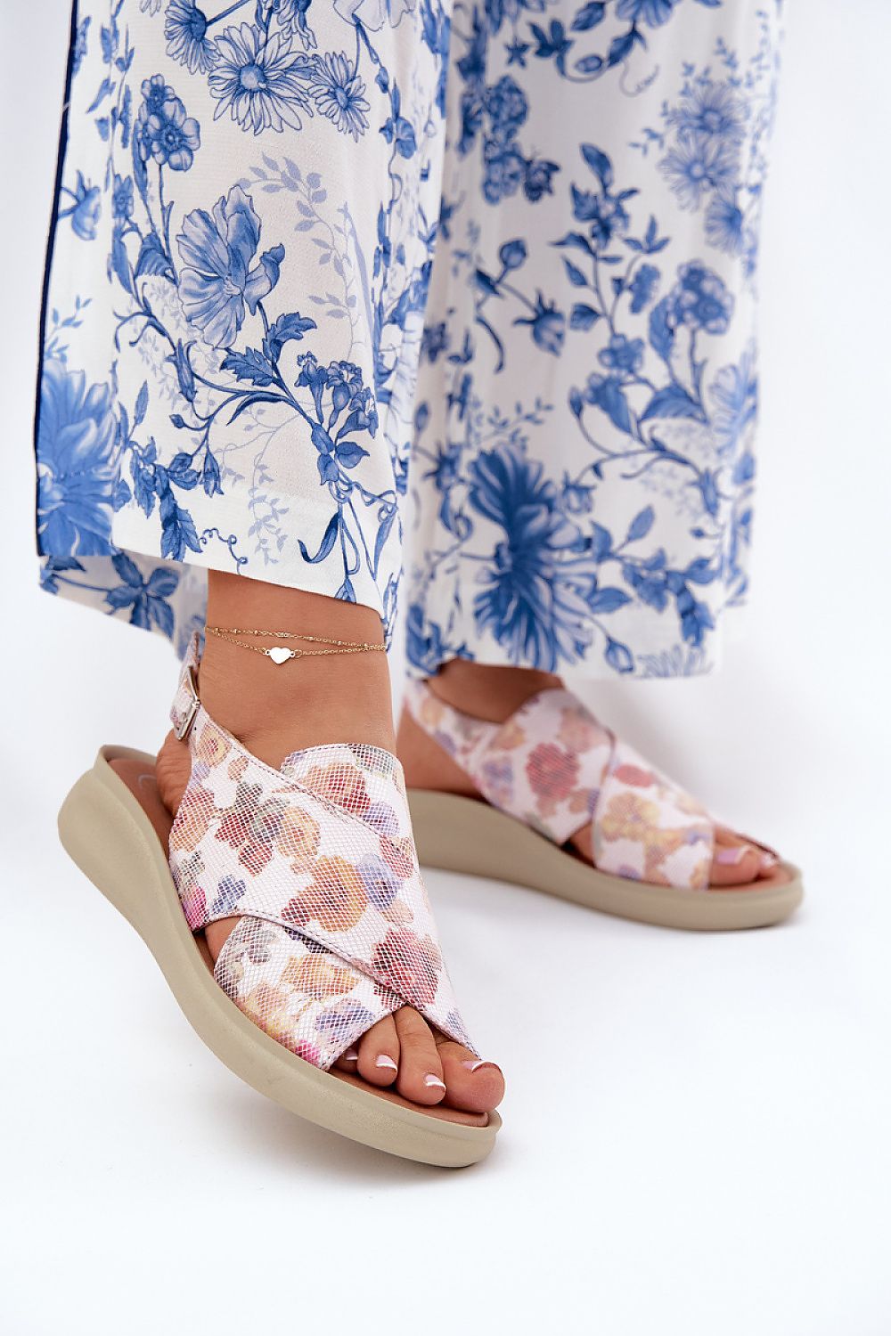 Buskin model 211361 Step in style