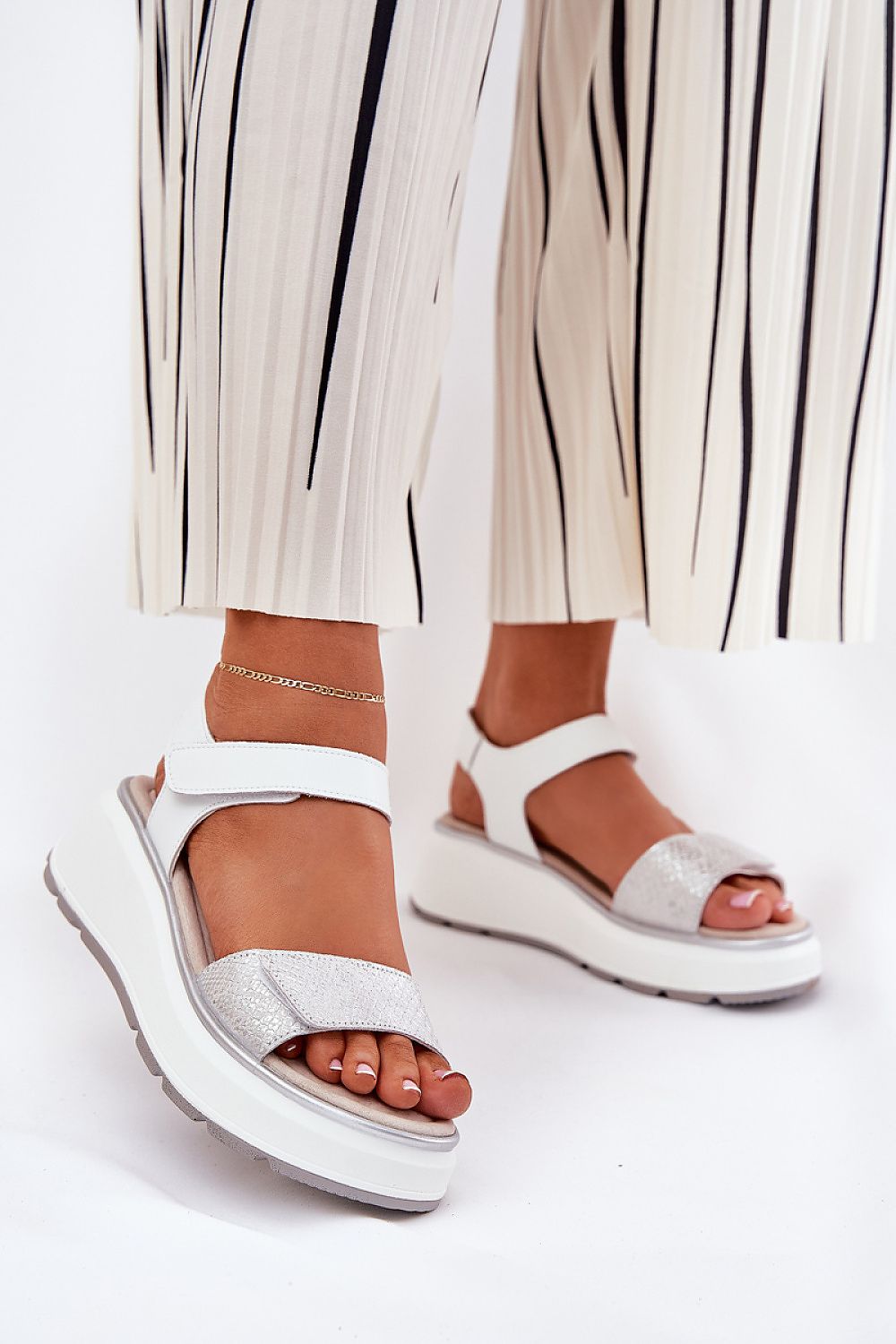 Buskin model 212578 Step in style