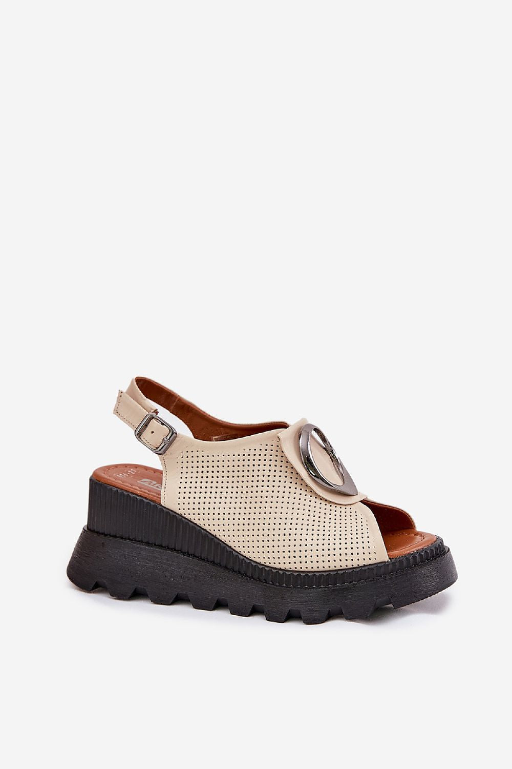 Buskin model 213005 Step in style