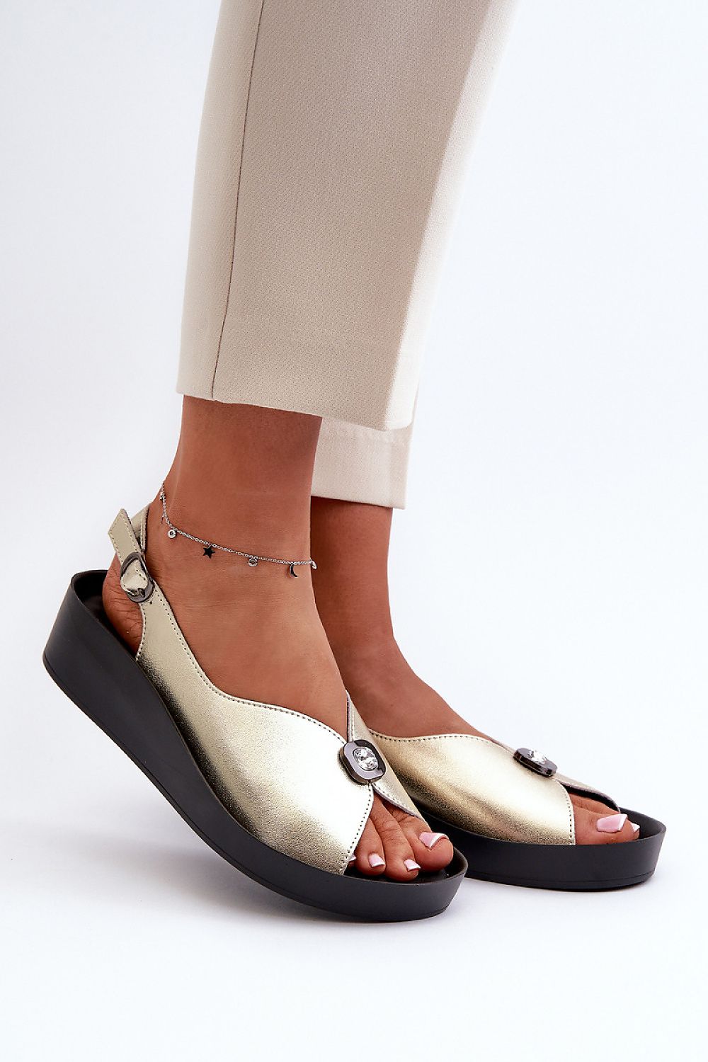 Buskin model 213023 Step in style