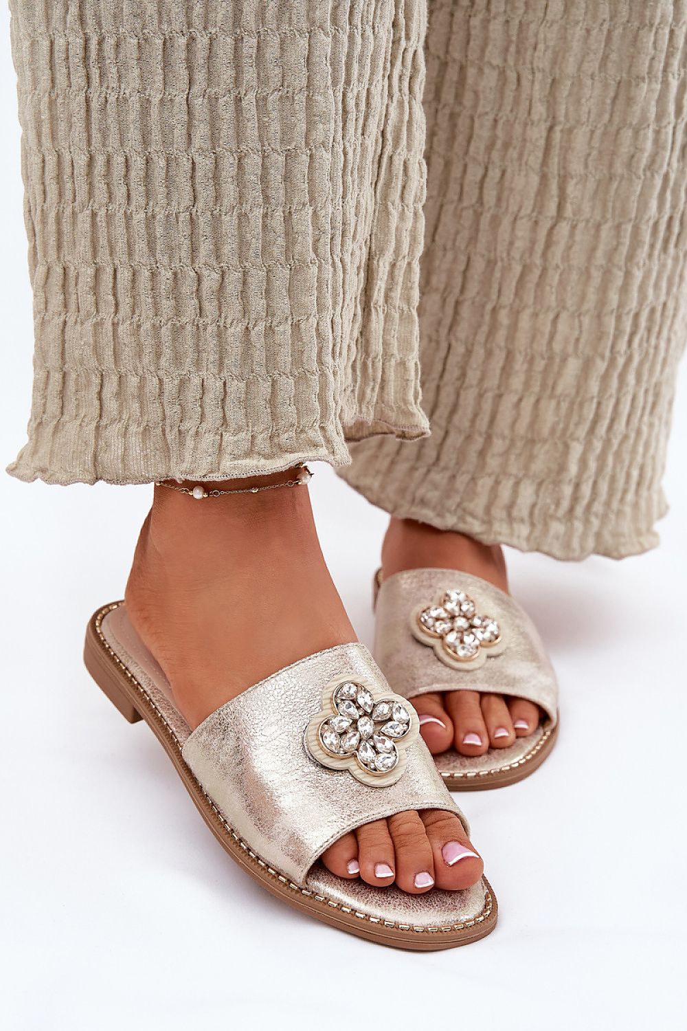 Flip-flops model 213480 Step in style