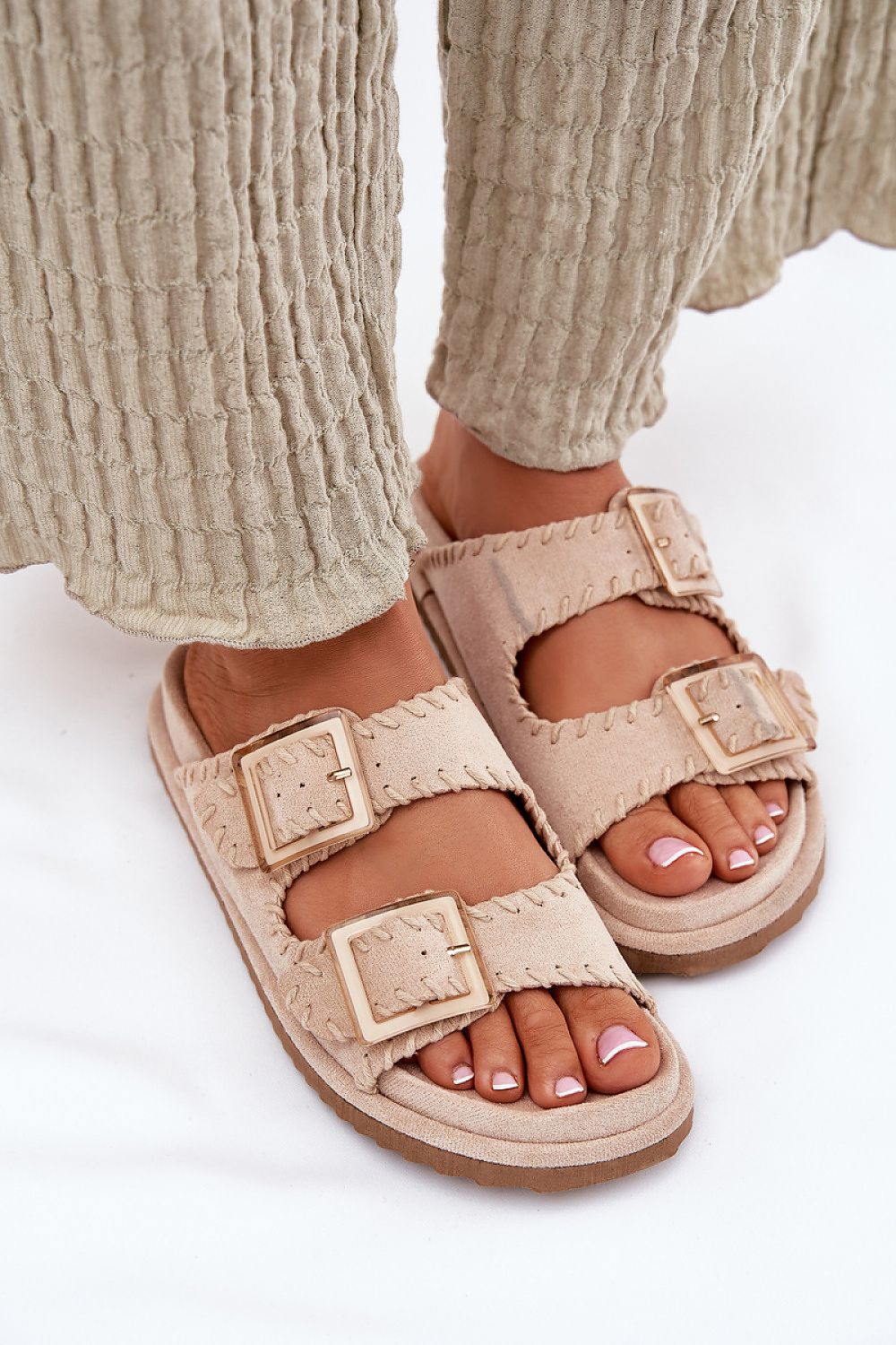 Flip-flops model 213956 Step in style