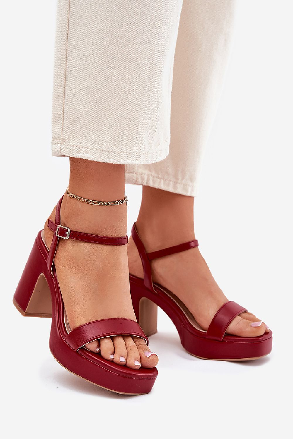 Heel sandals model 214094 Step in style