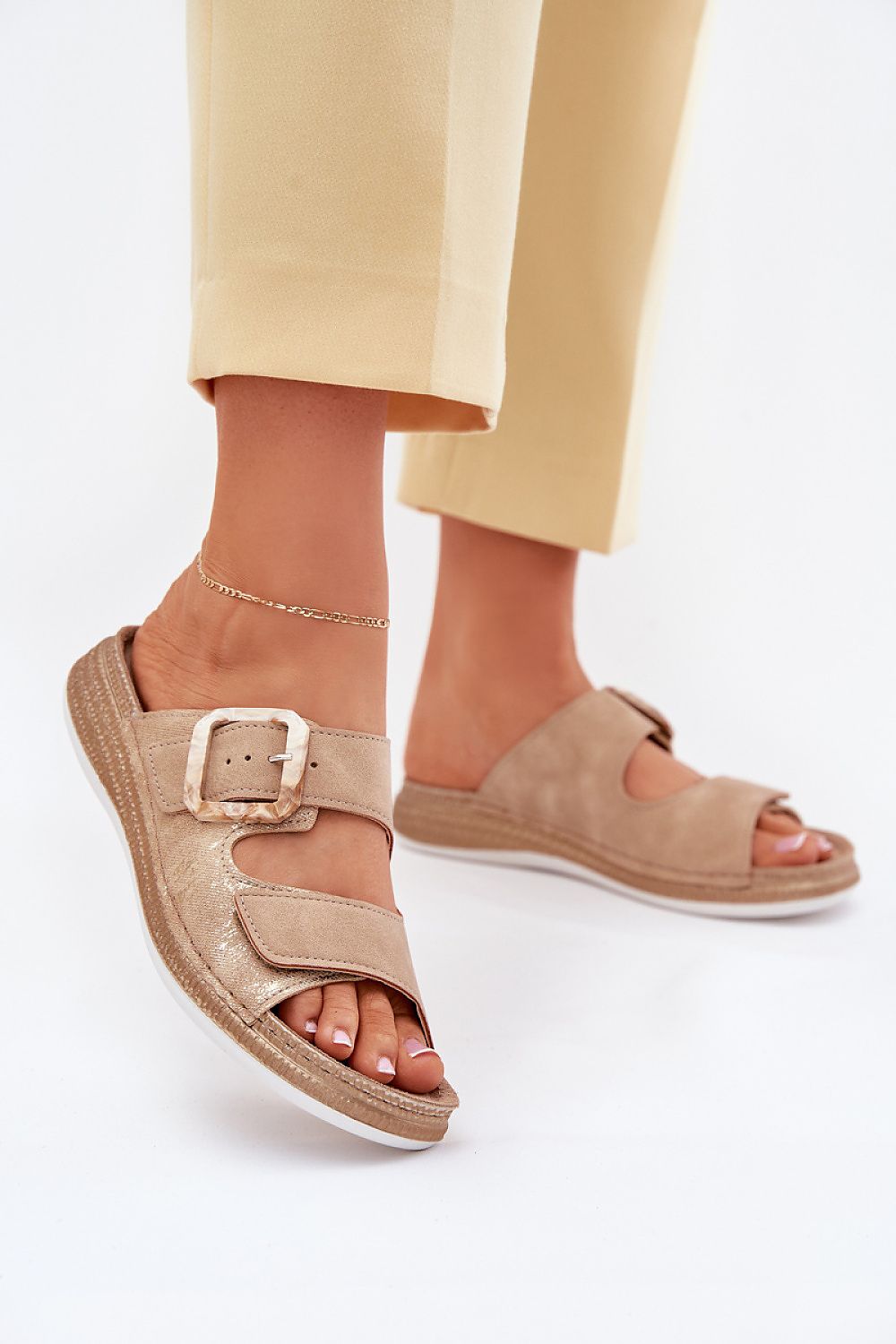 Flip-flops model 214738 Step in style