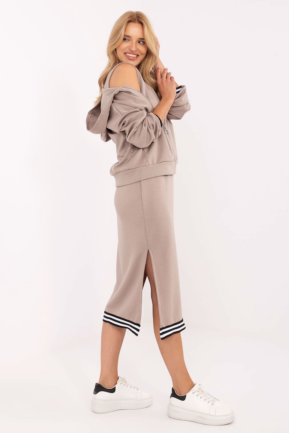 Set model 216733 Rue Paris