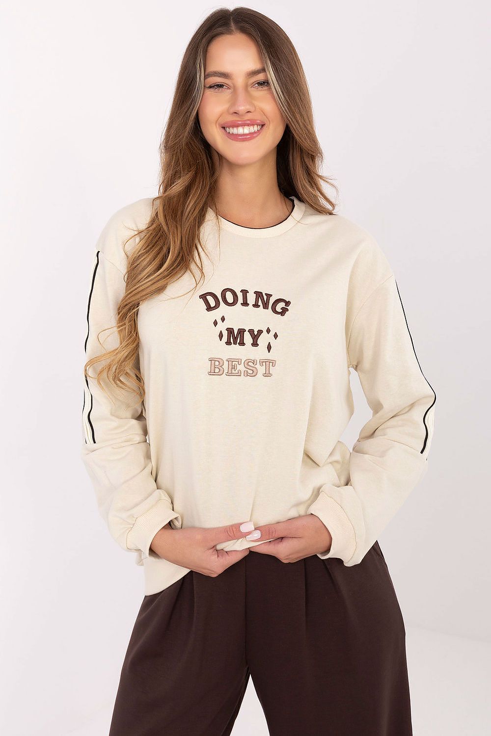 Sweatshirt model 219971 Relevance