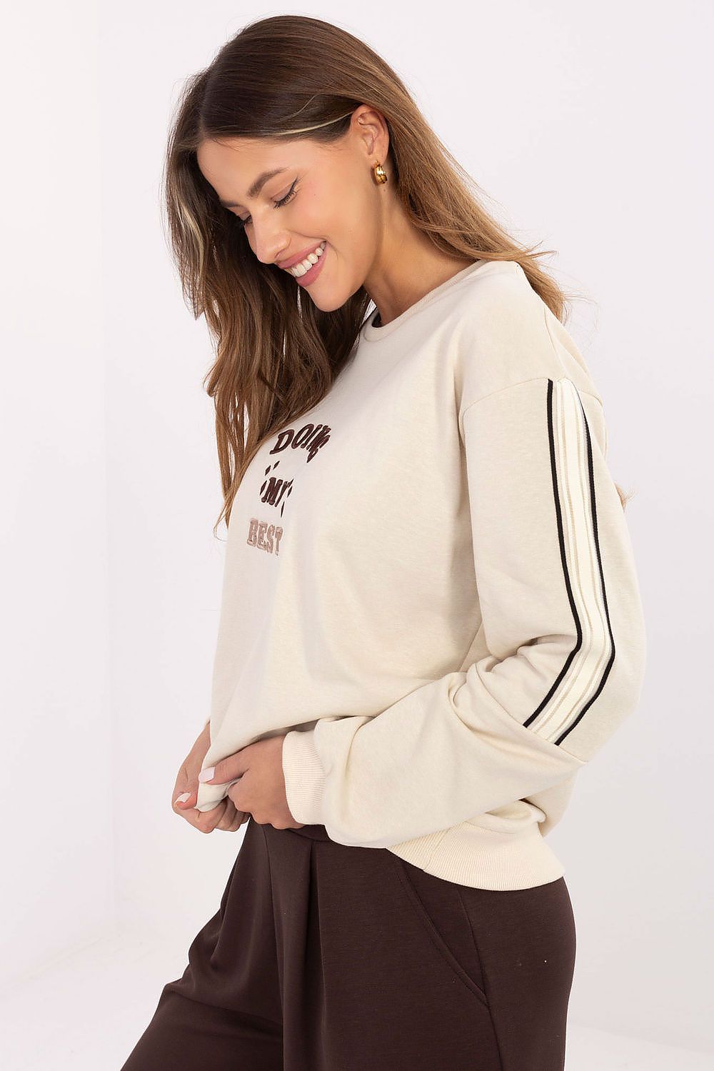 Sweatshirt model 219971 Relevance