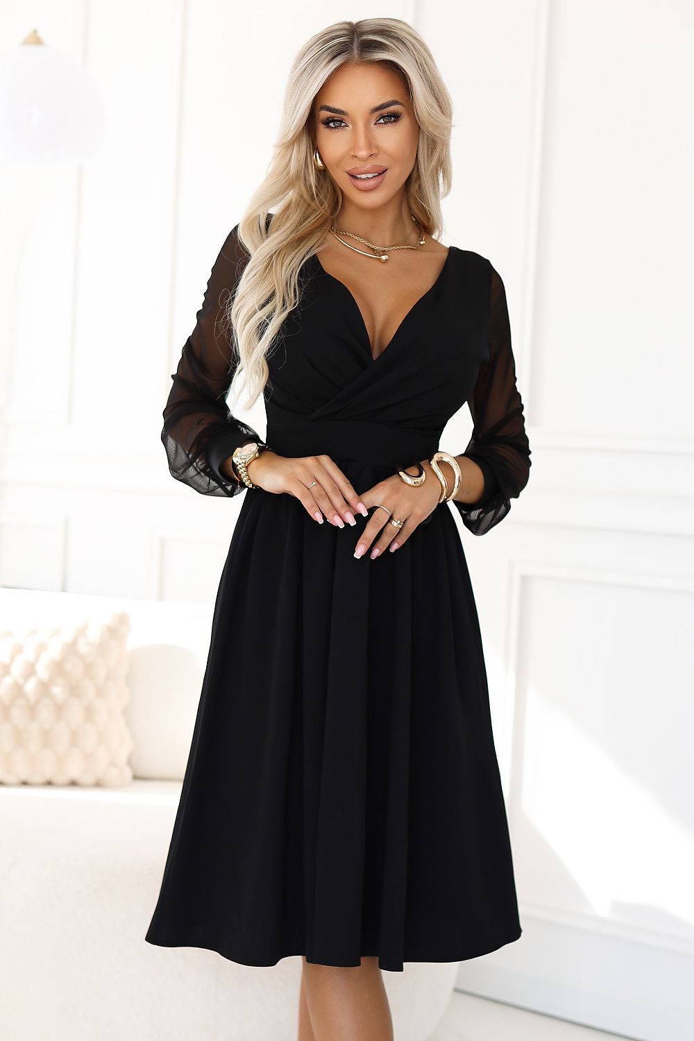 Evening dress model 222145 Numoco