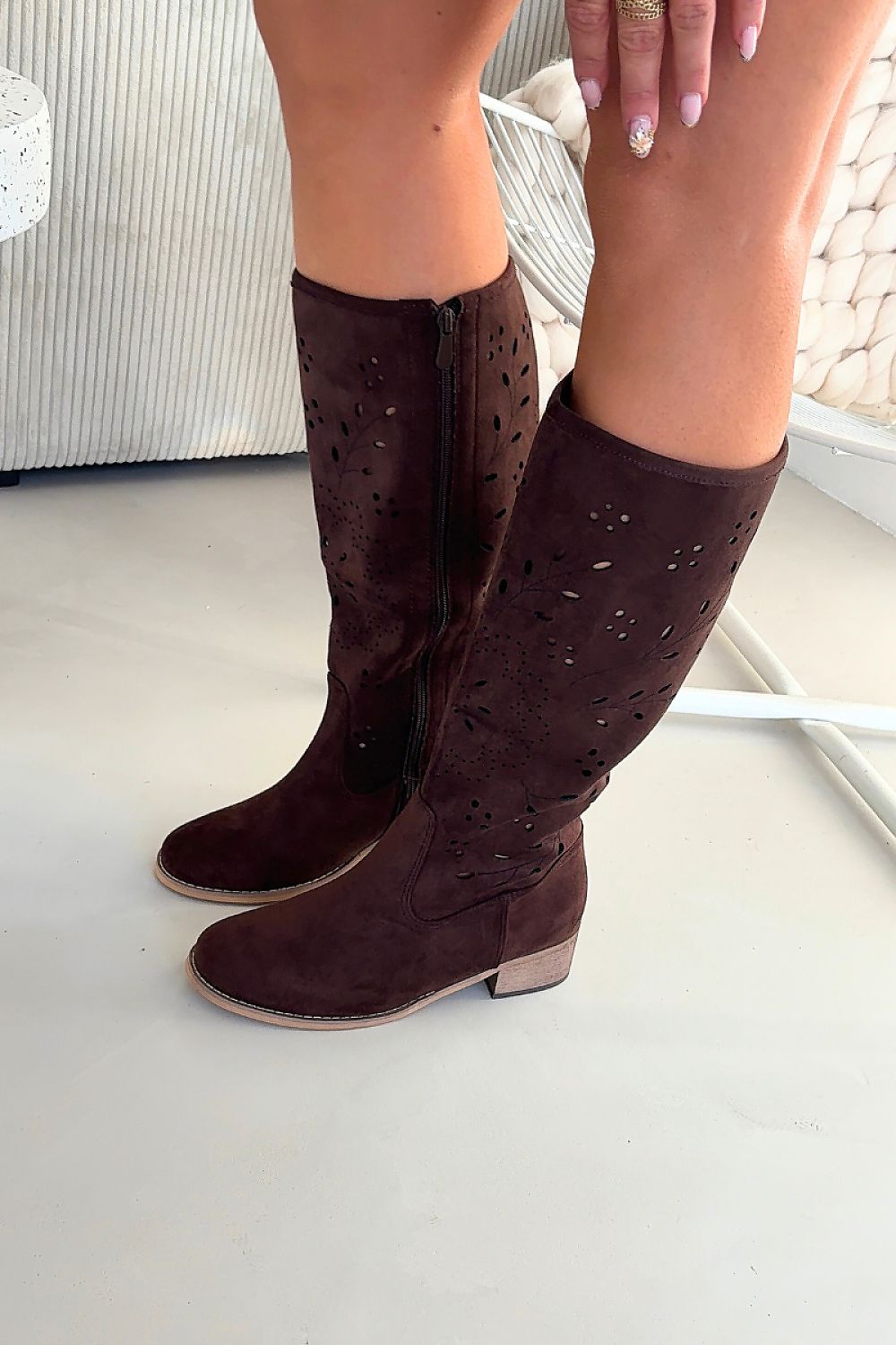 Open-work Boots model 222525 Step in style