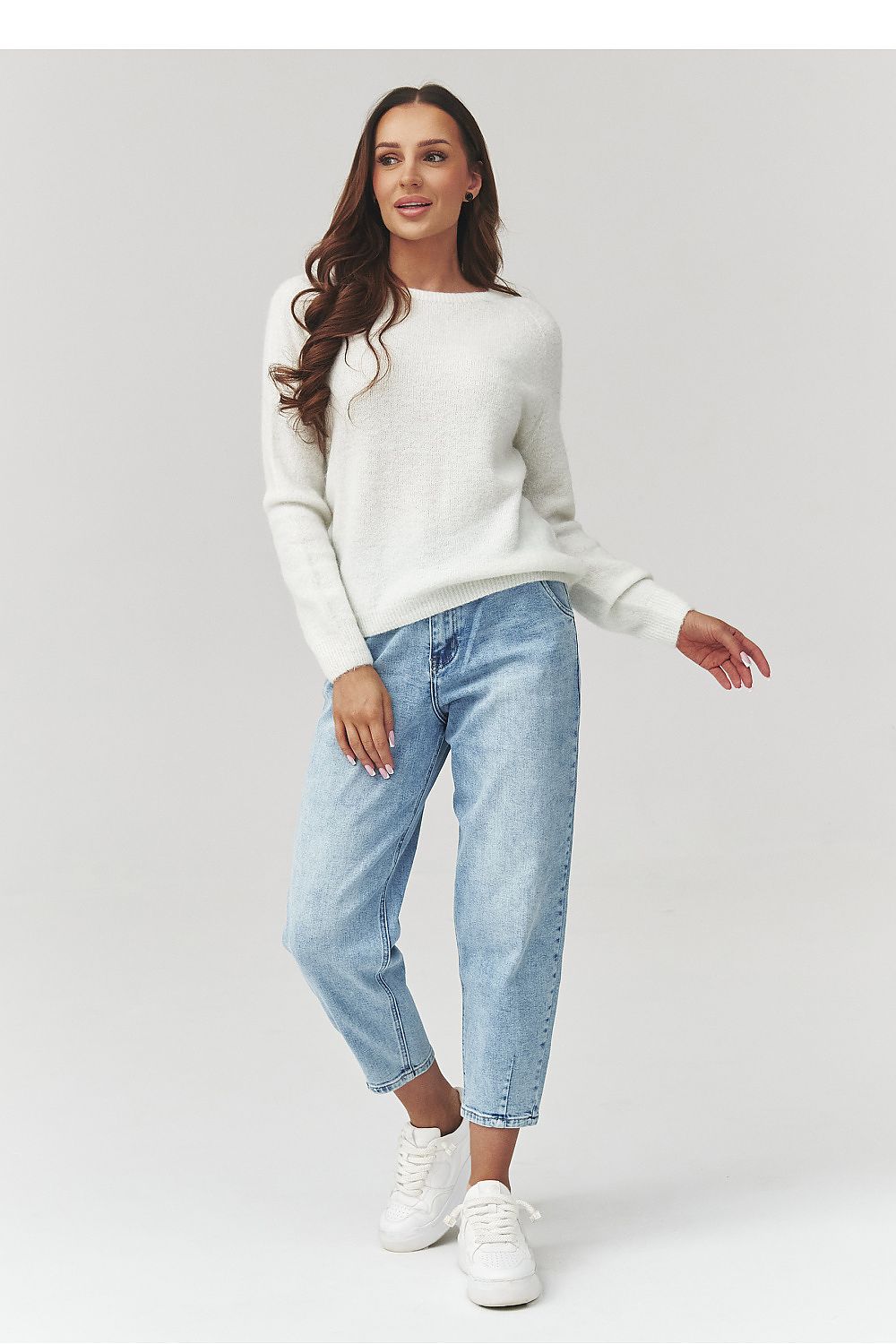 Jumper model 223250 Makadamia