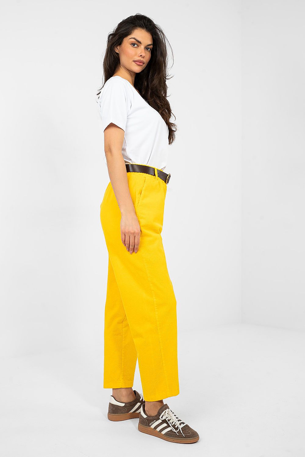 corduroy trousers model 224052 Italy Moda