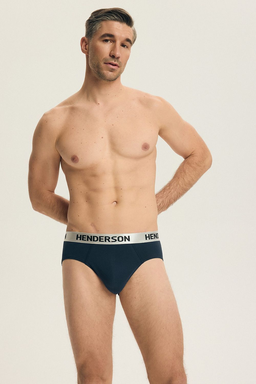 Set model 224350 Henderson