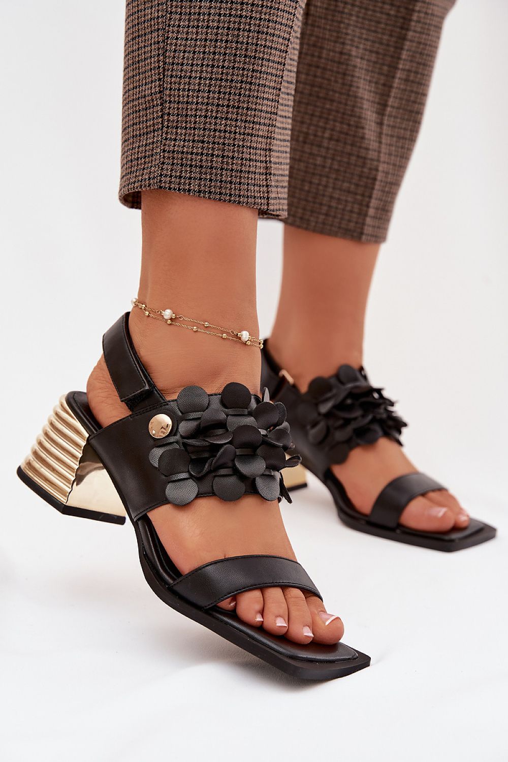 Heel sandals model 225348 Step in style