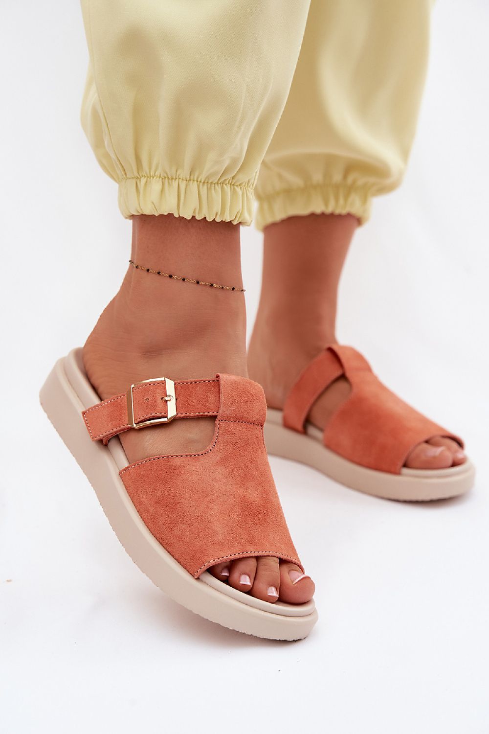 Platform sandals model 226520 Step in style