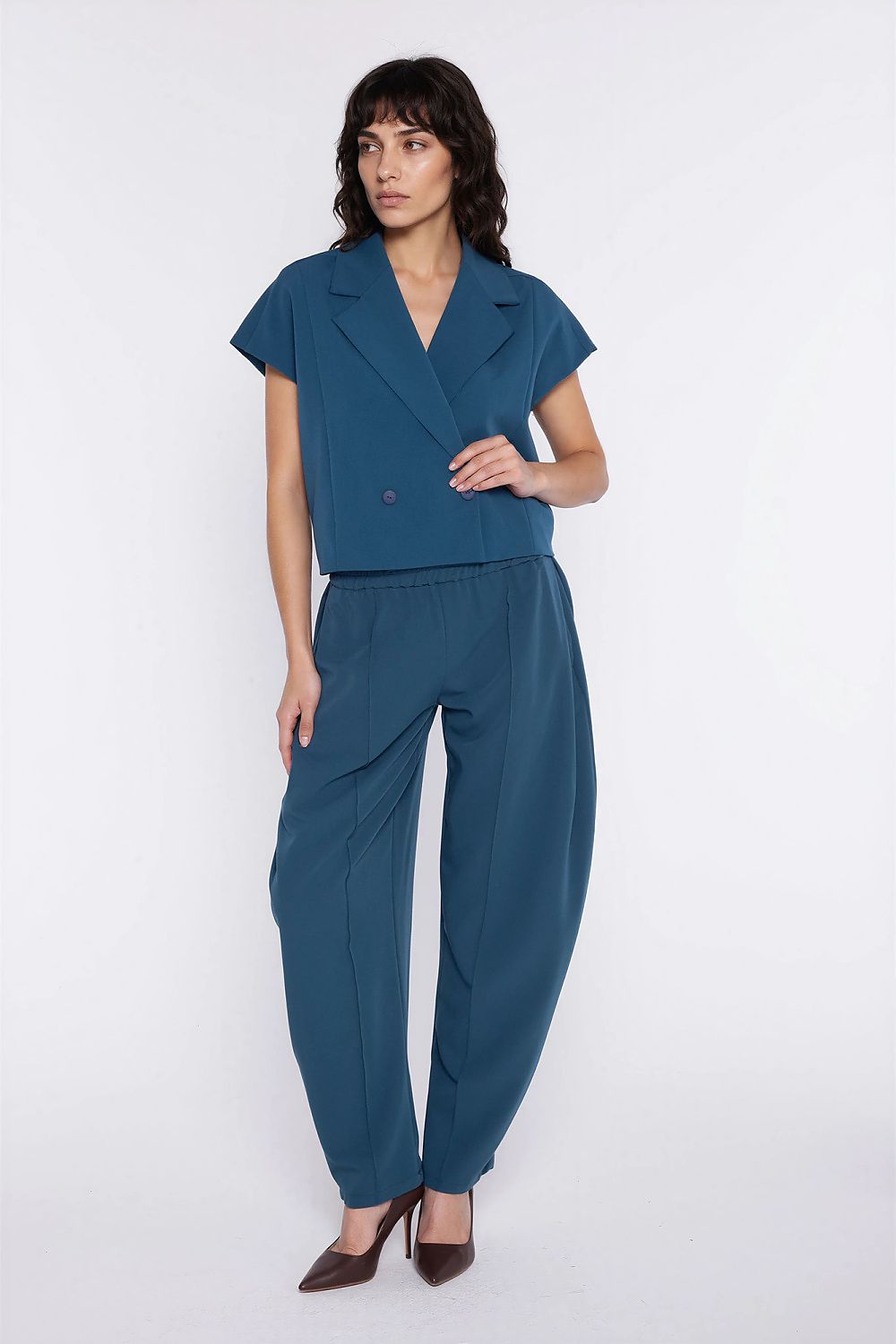 Women trousers model 227152 Nife