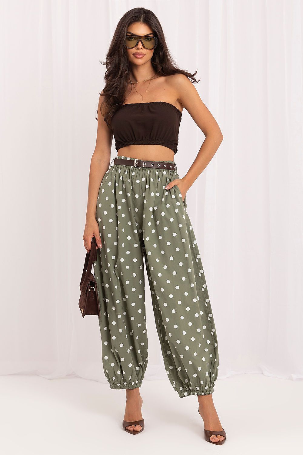 Women trousers model 229937 Italy Moda