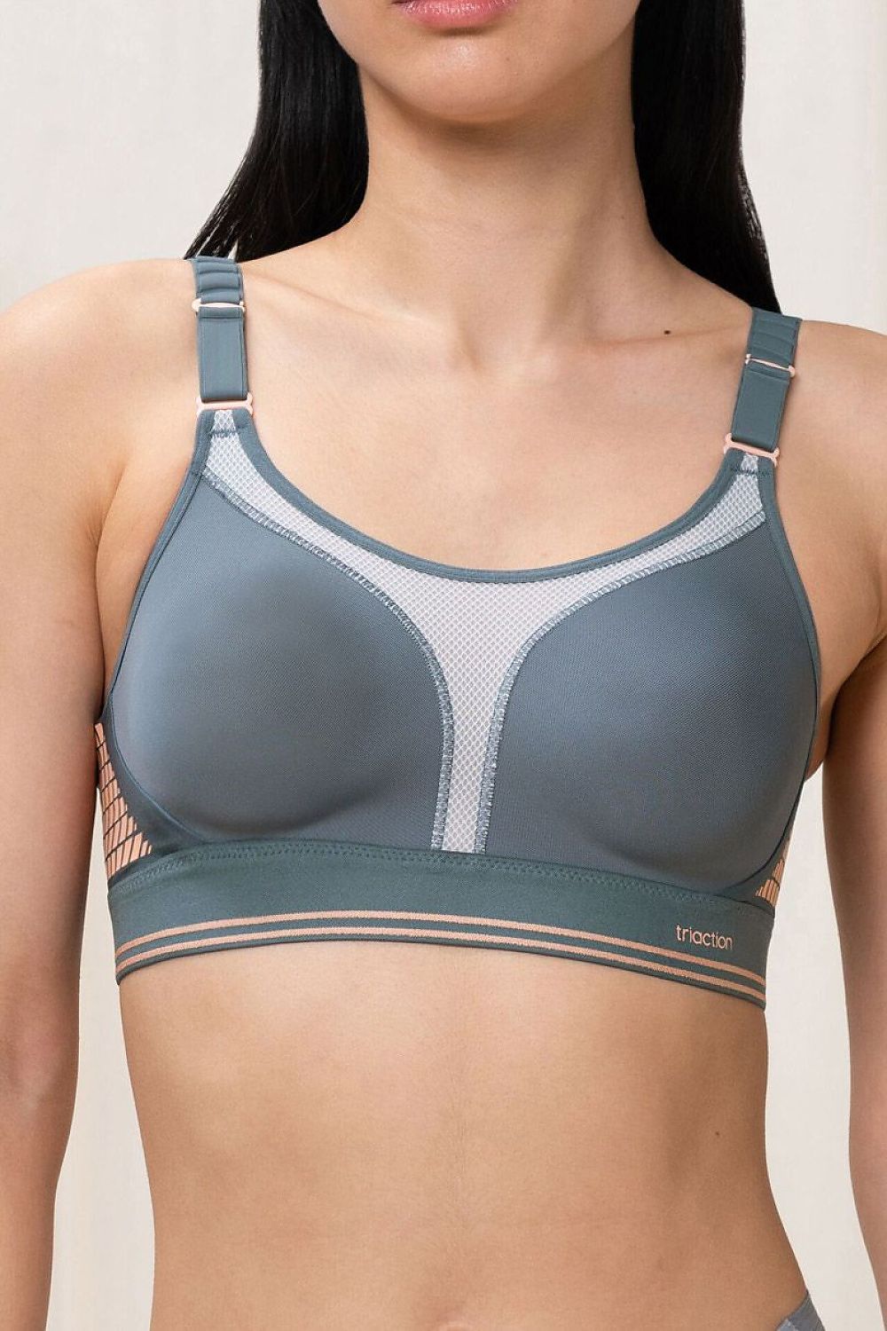 Sports bra model 230262 Triumph