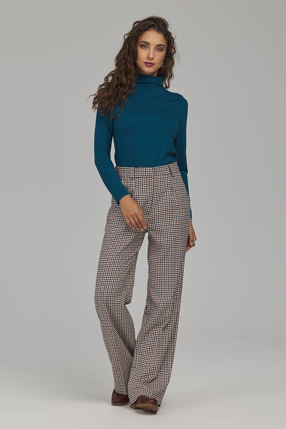 Women trousers model 231658 Nife