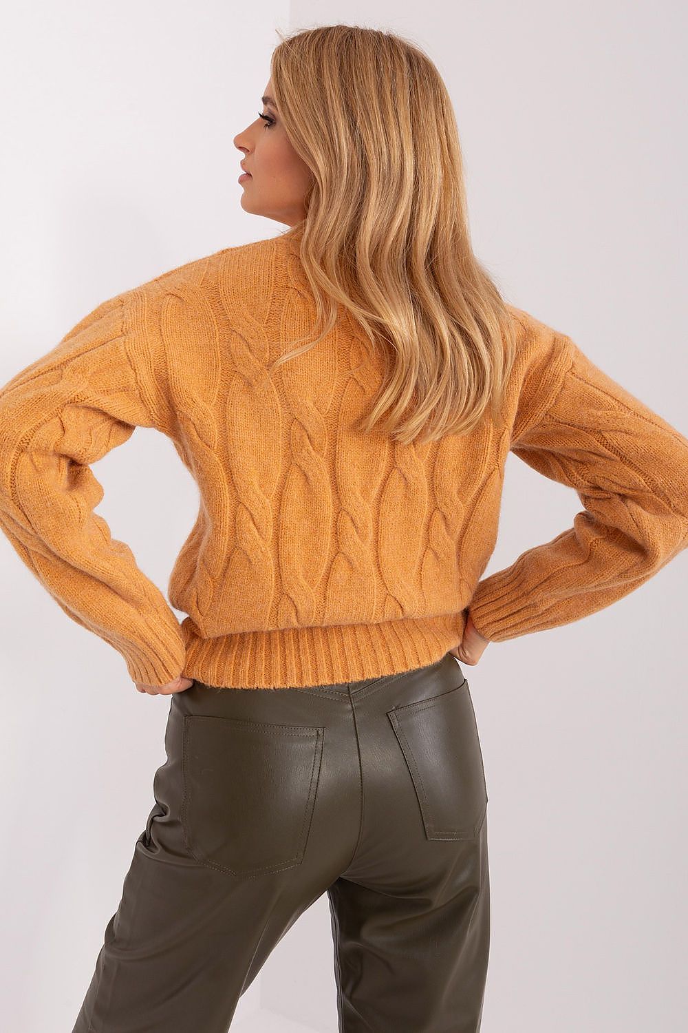 Jumper model 231706 Factory Price