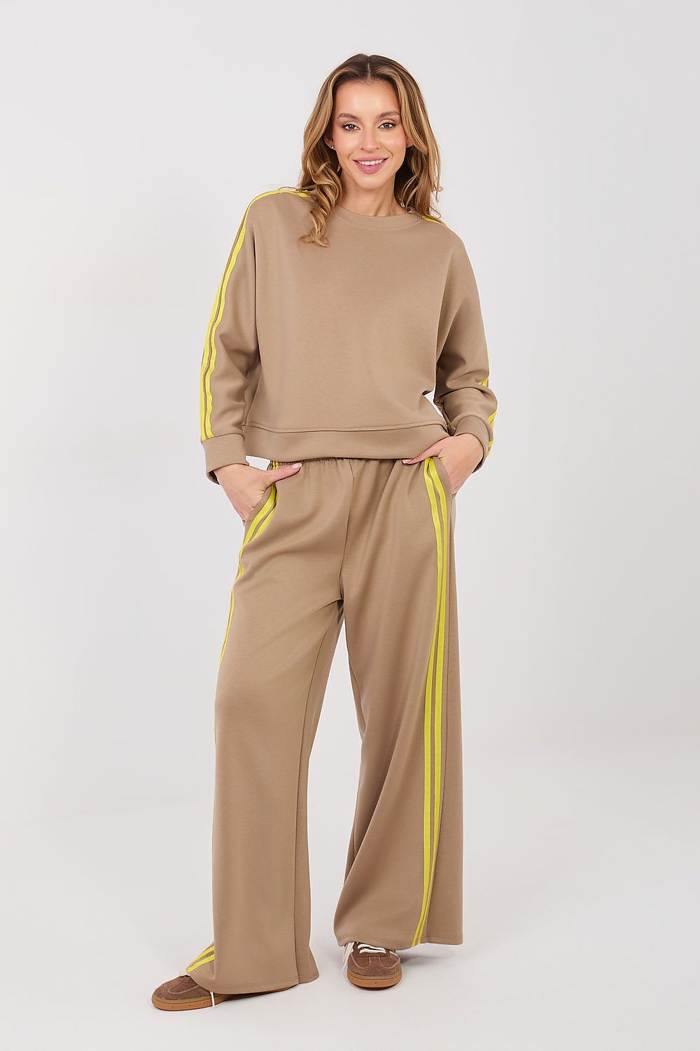 Set model 232208 Rue Paris