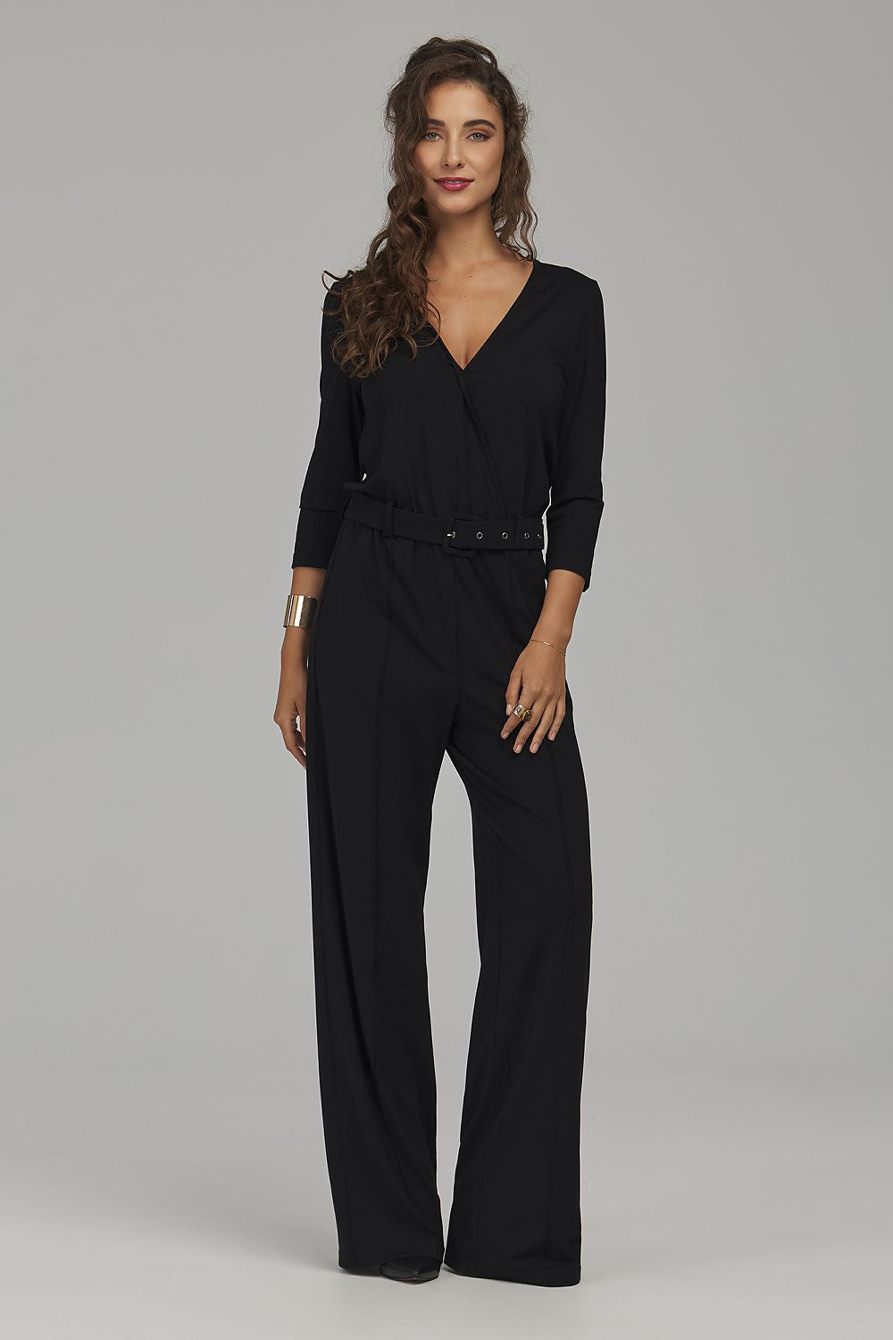 Suit model 232504 Nife