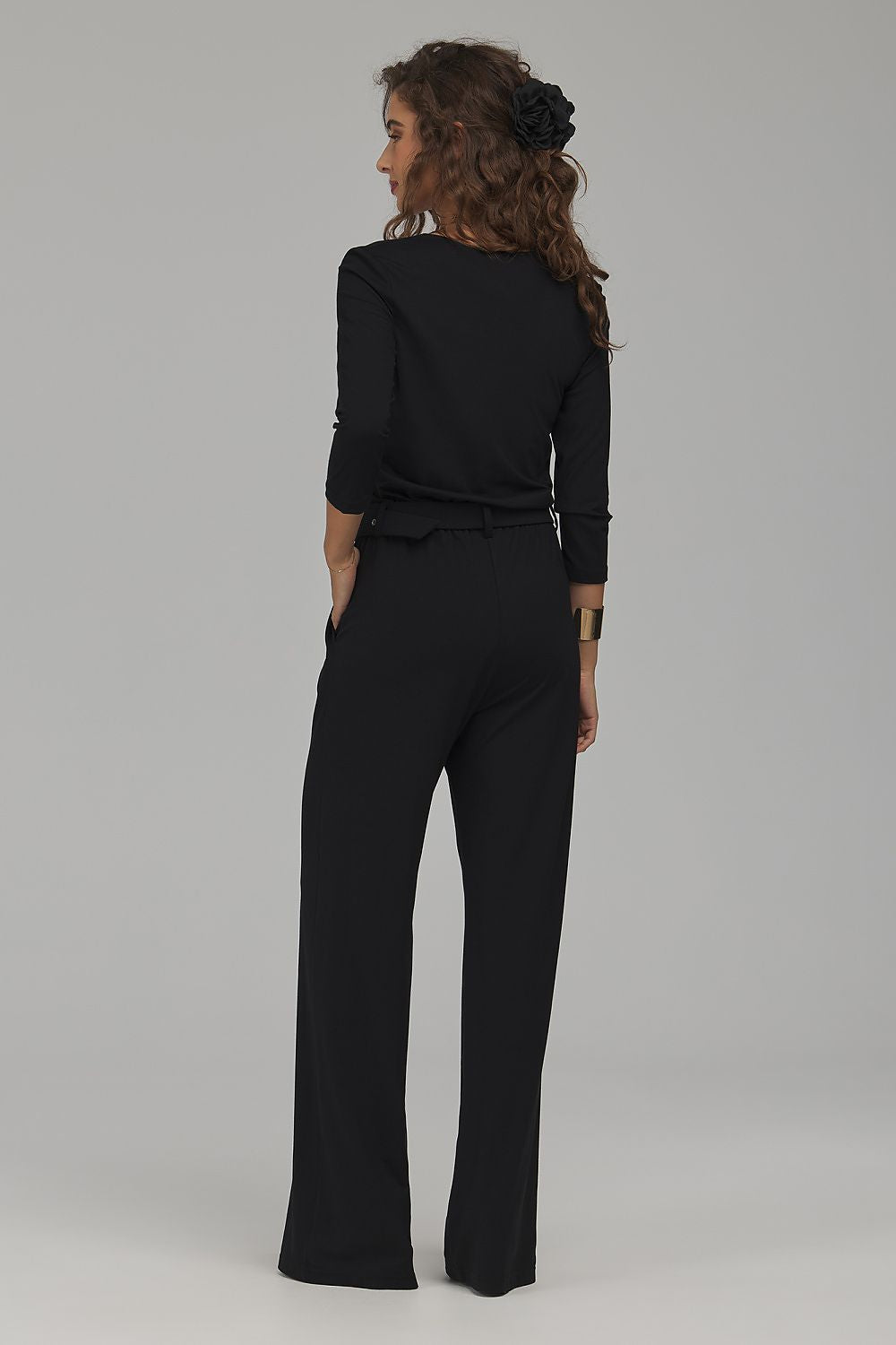 Suit model 232504 Nife