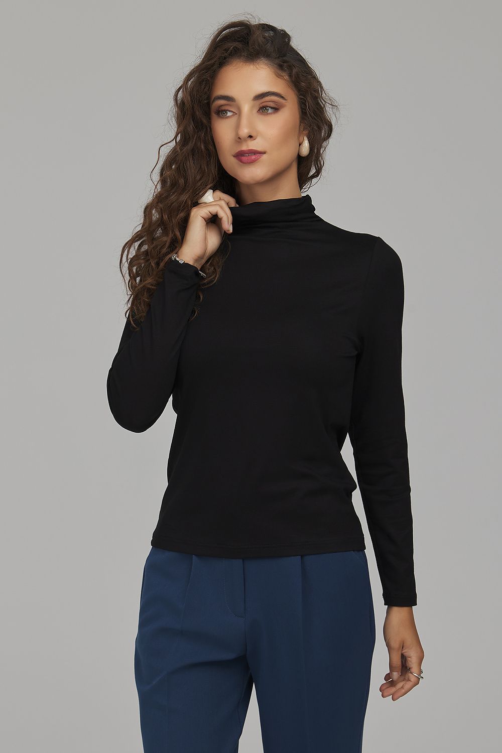 Blouse model 232507 Nife