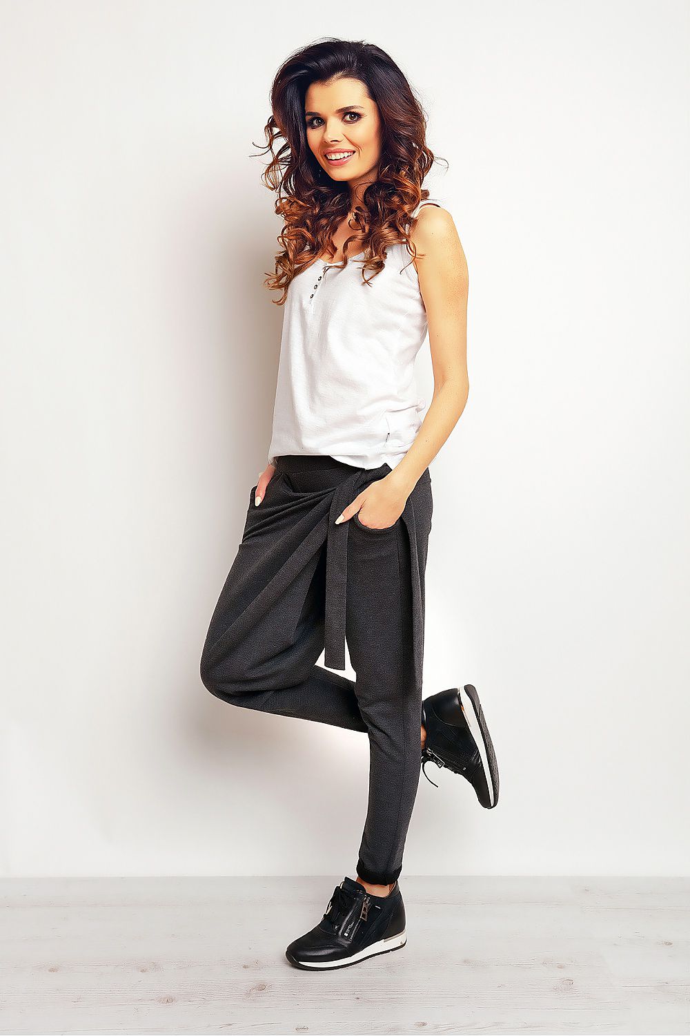 Tracksuit trousers model 61246 Infinite You