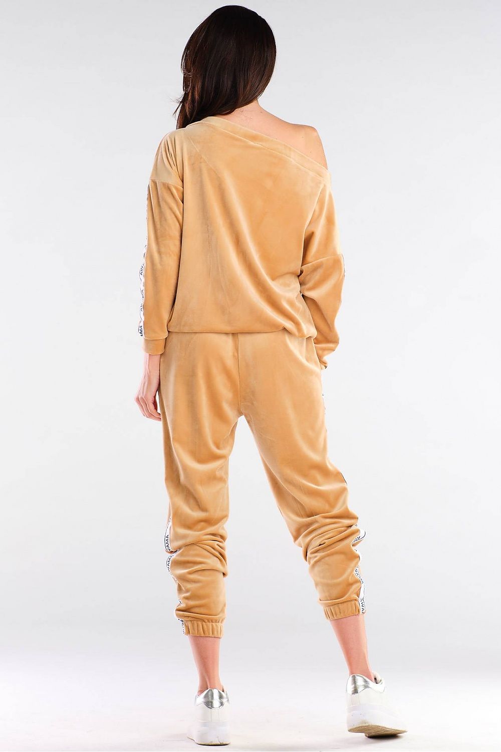 Tracksuit trousers model 154805 awama