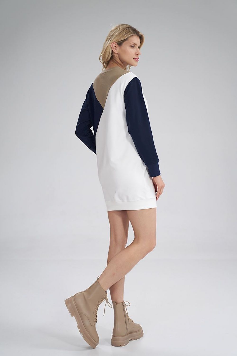 Daydress model 155934 Figl