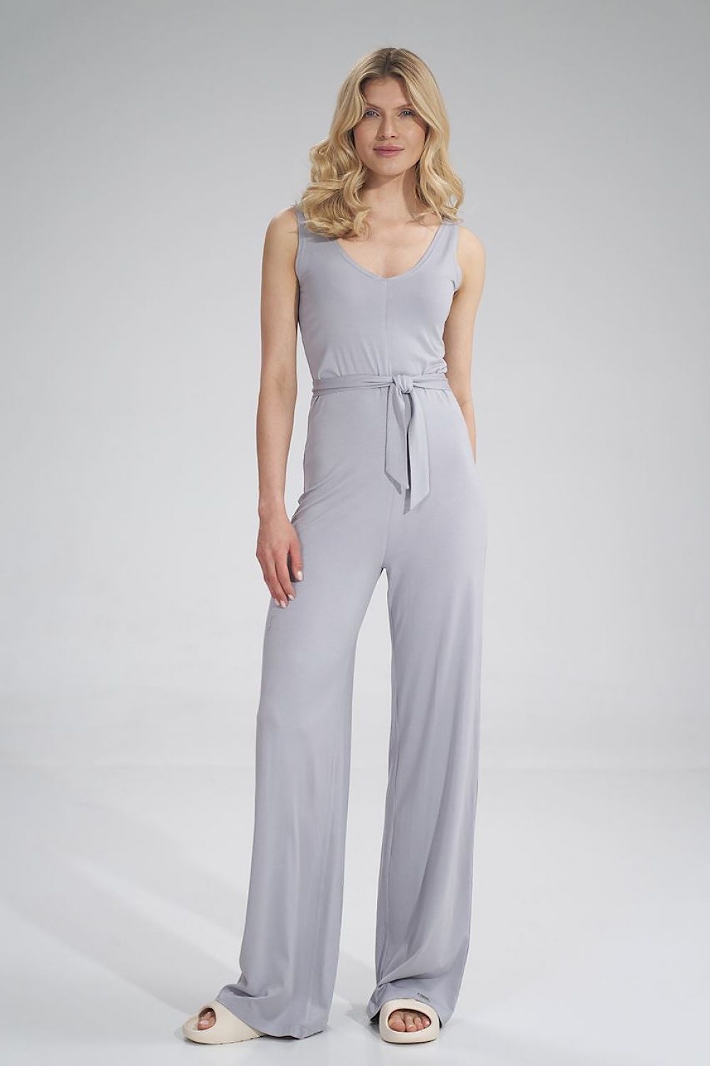 Suit model 155947 Figl
