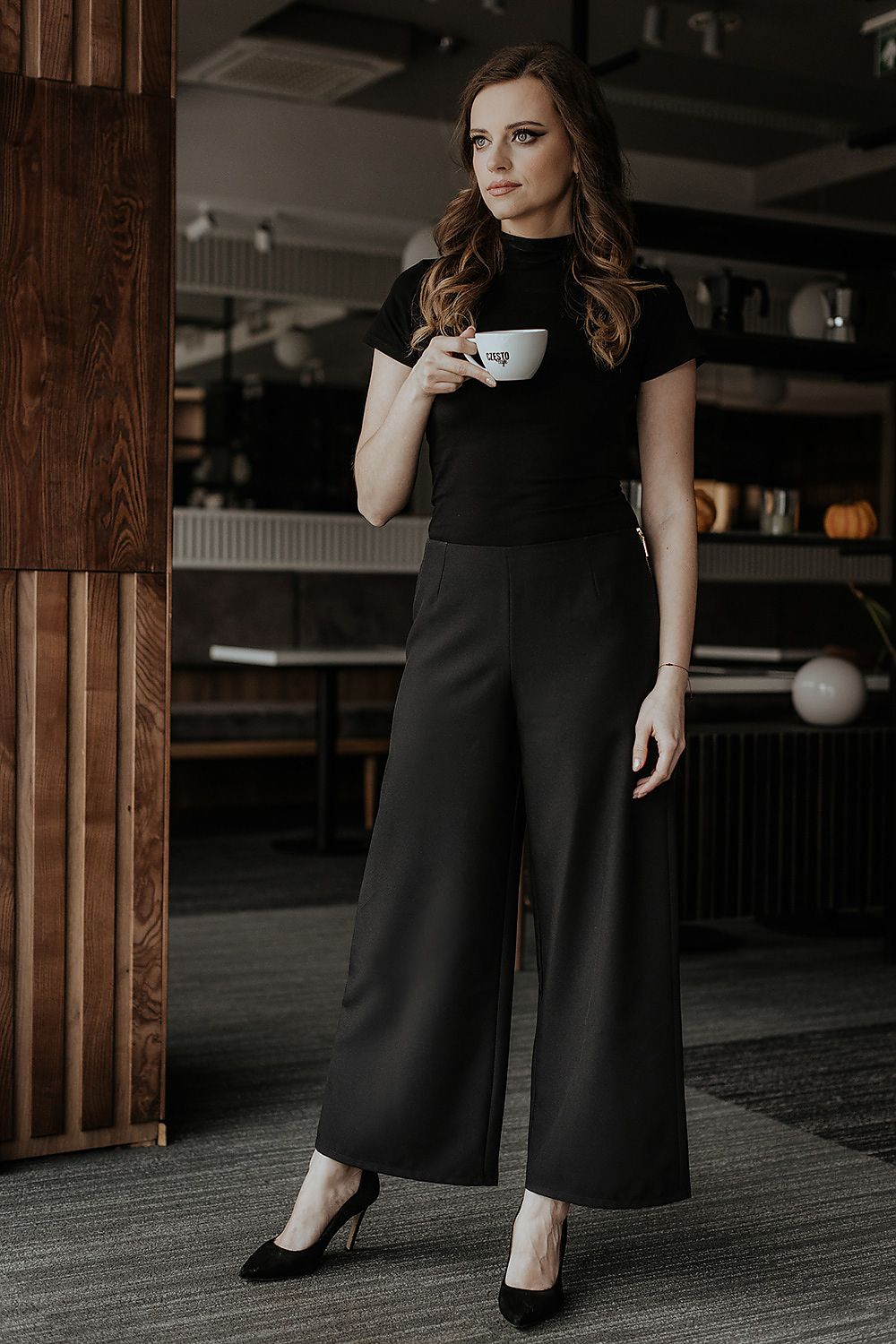 Women trousers model 176701 Tessita