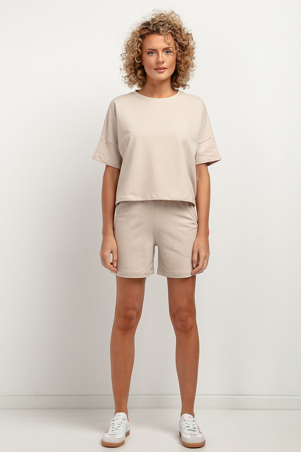 Blouse model 183174 Tessita