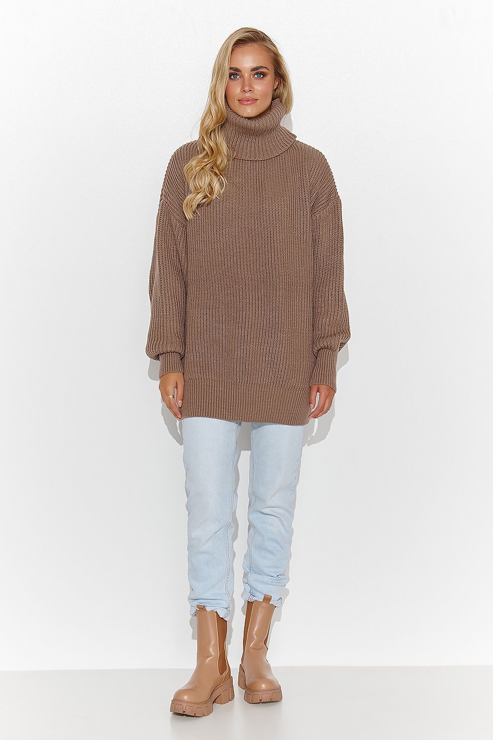 Turtleneck model 185214 Makadamia - GMS