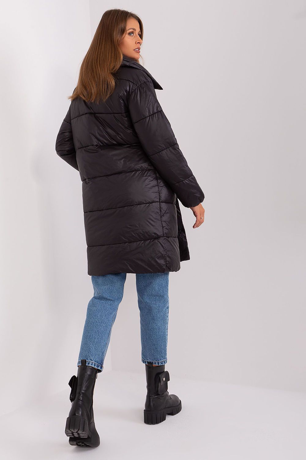  Jacket model 187484 Trendy. ING 