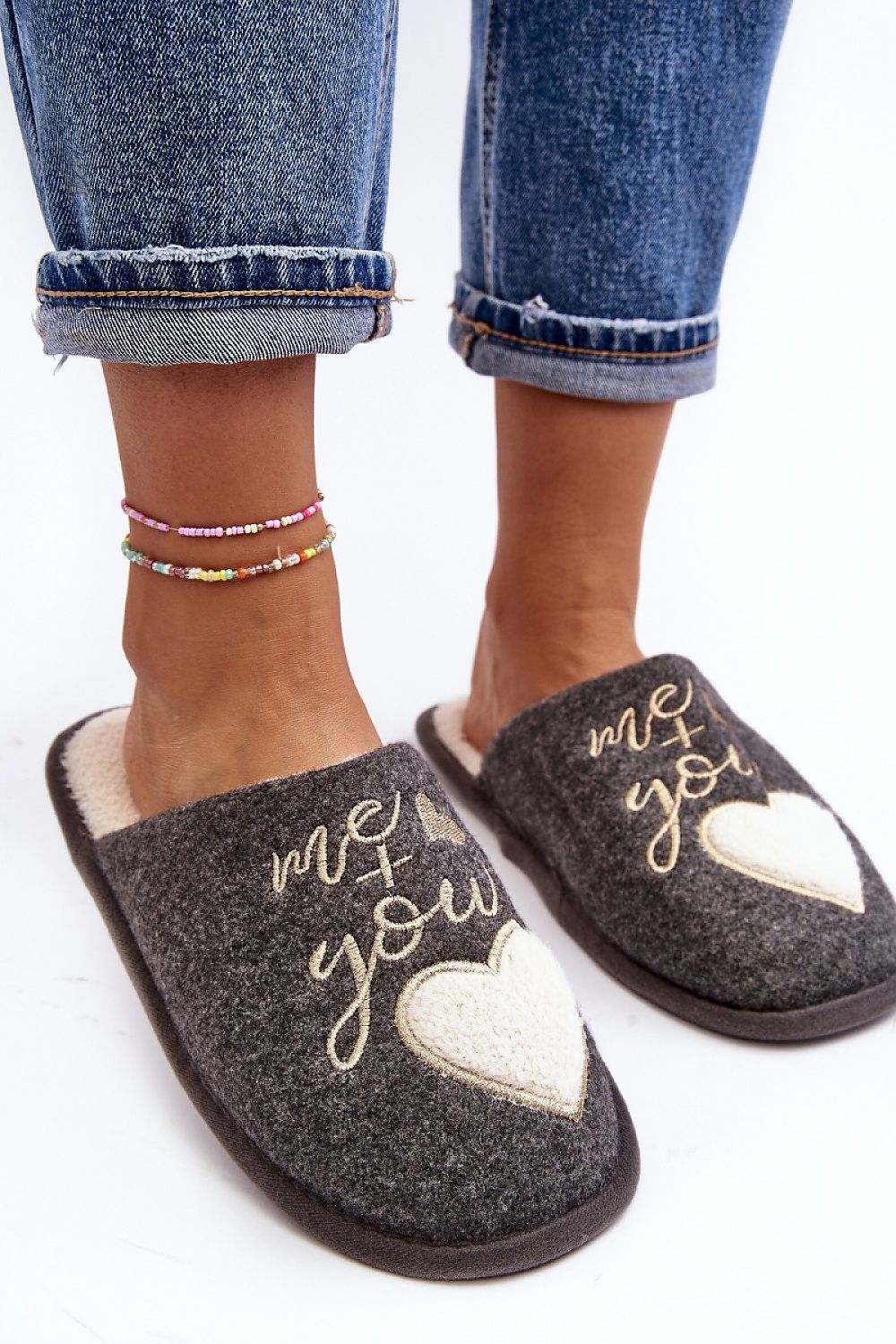  Slippers model 189105 Step in style 