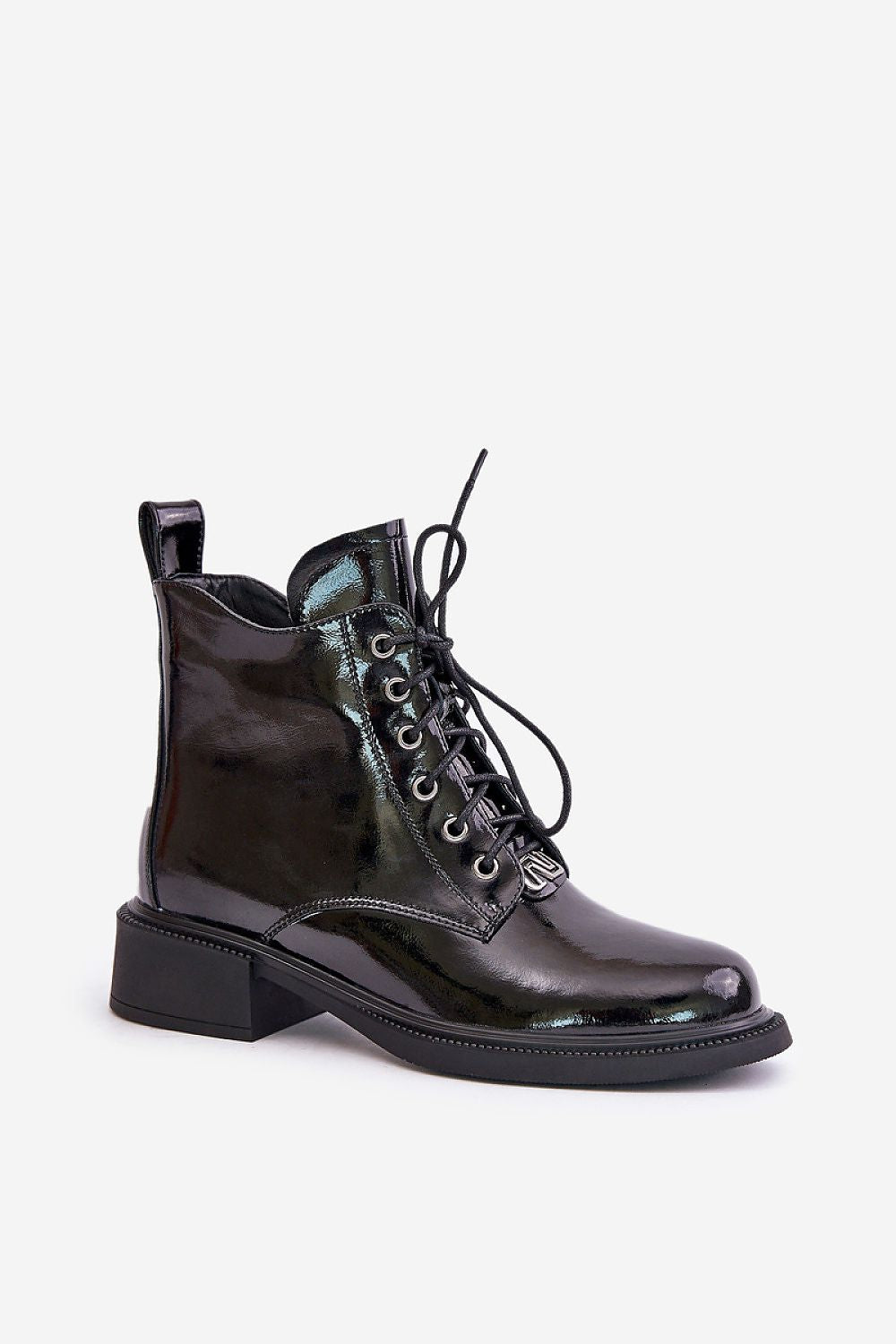  Boots model 201877 Step in style 