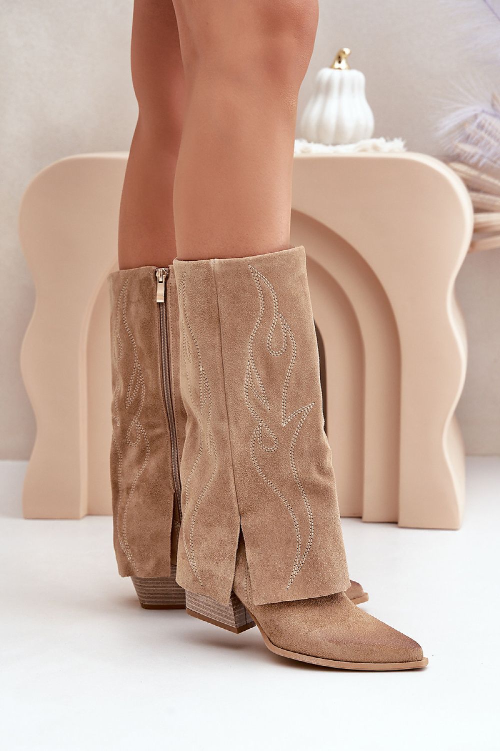  Heel boots model 203899 Step in style 