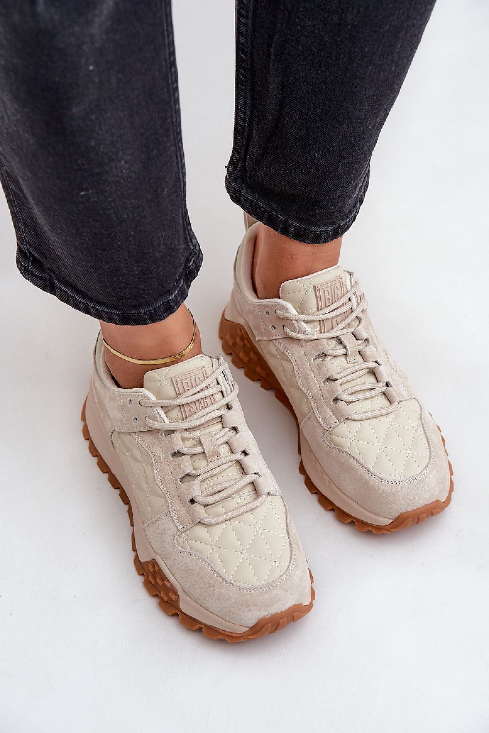  Sport Shoes model 203919 Step in style 