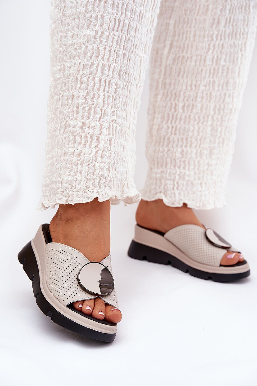  Buskin model 211673 Step in style 