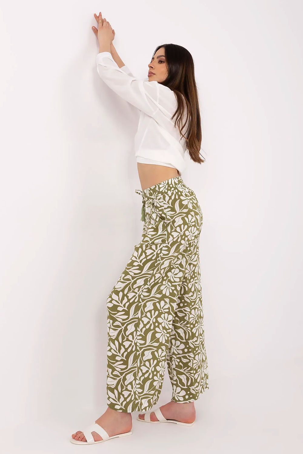  Women trousers model 212663 Sublevel 