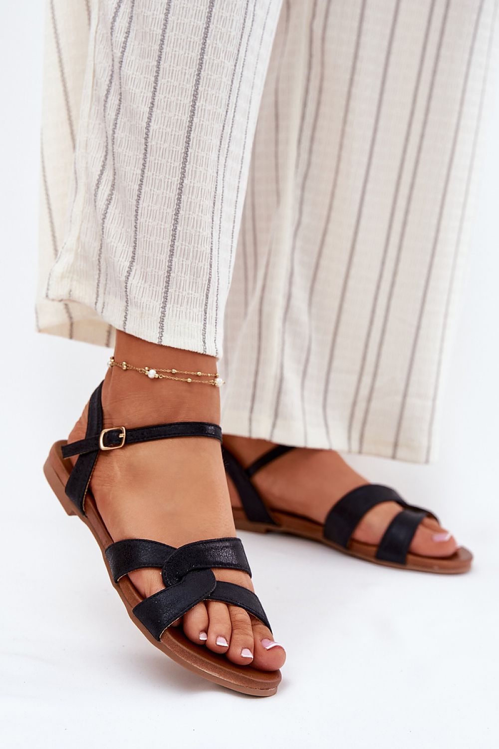  Sandals model 215351 Step in style 