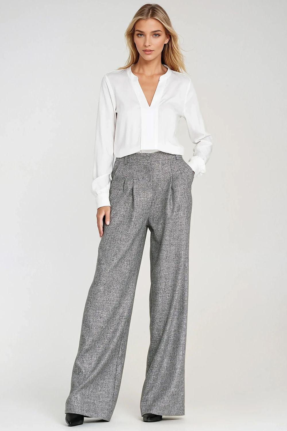  Blouse model 217582 Nife 