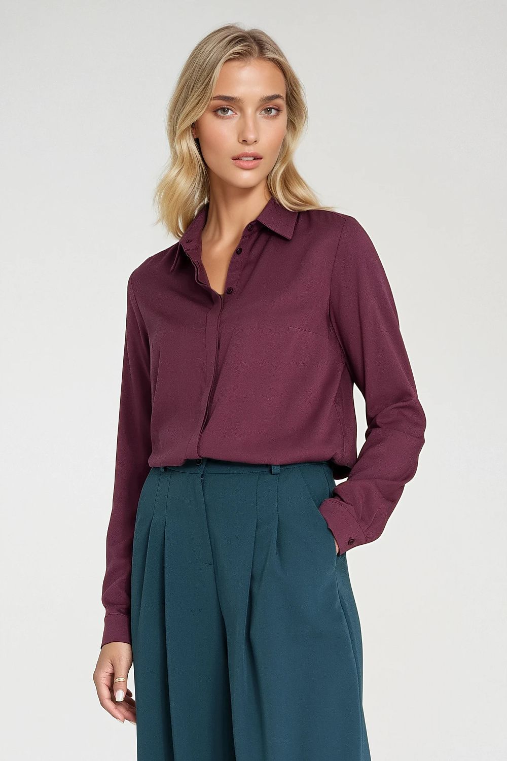  Long sleeve shirt model 219772 Nife 