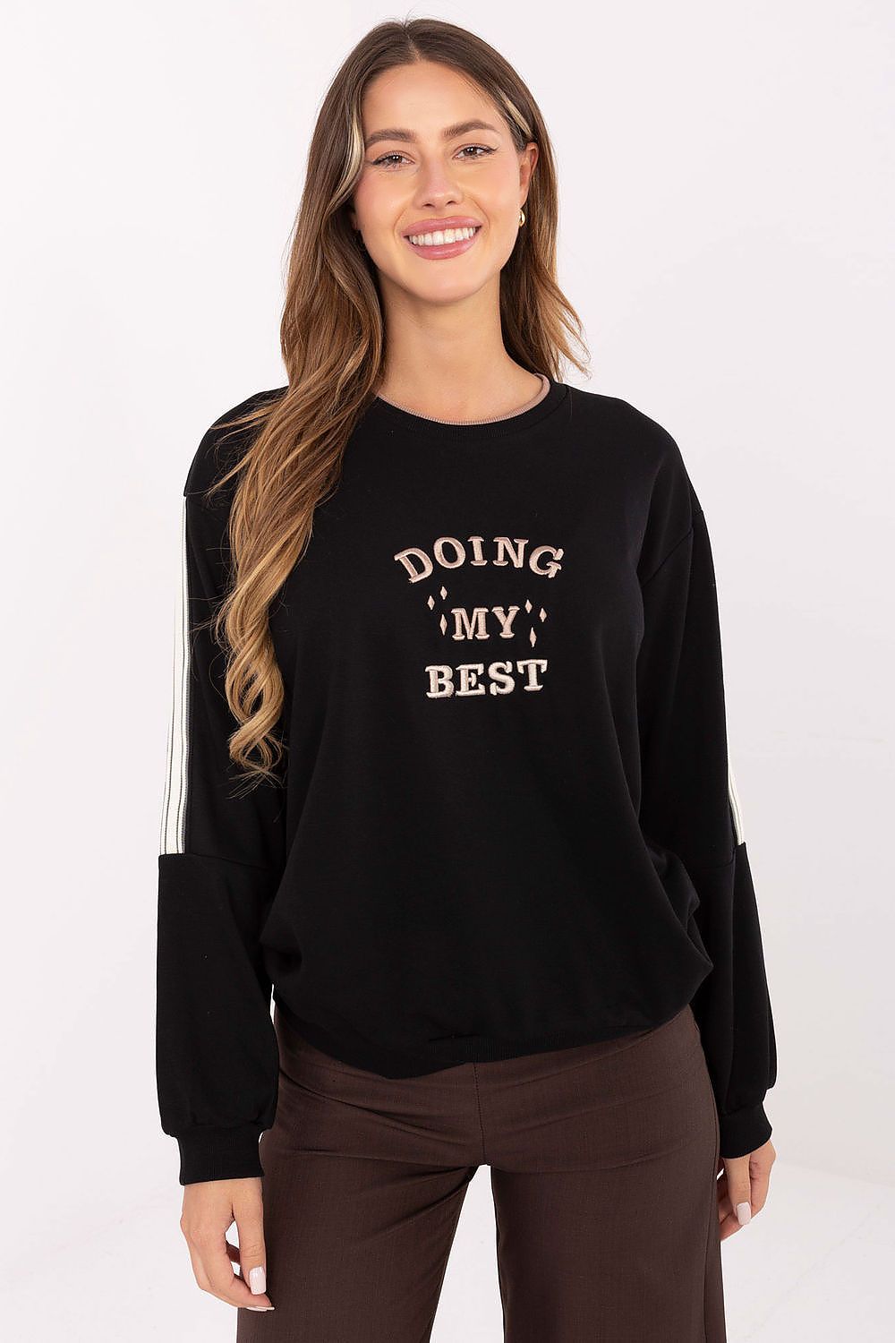  Sweatshirt model 219970 Relevance 