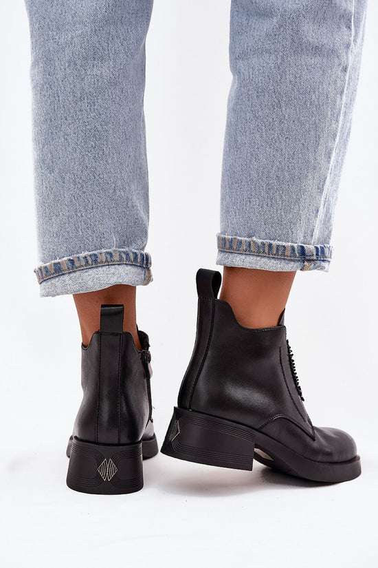  Boots model 220507 Step in style 