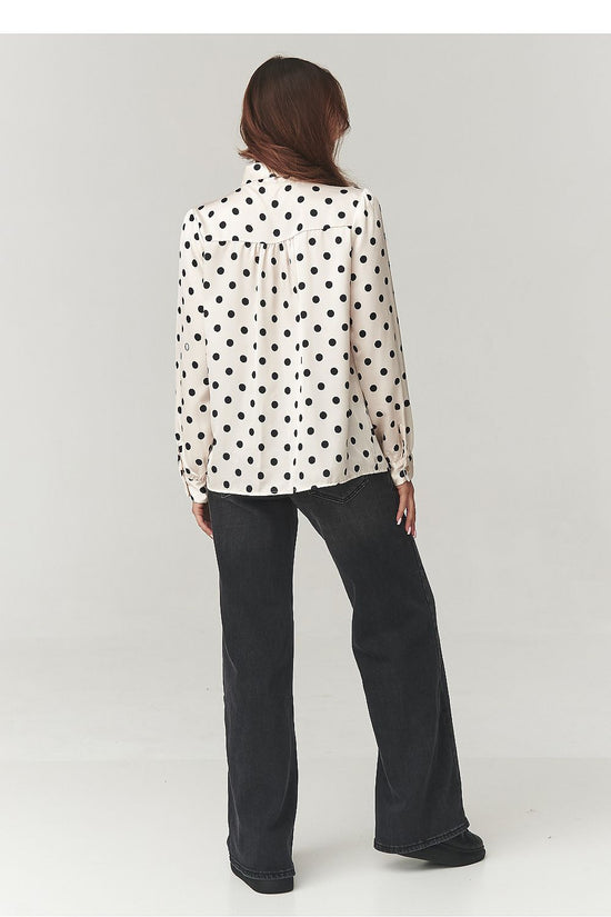  Long sleeve shirt model 220782 Makadamia 